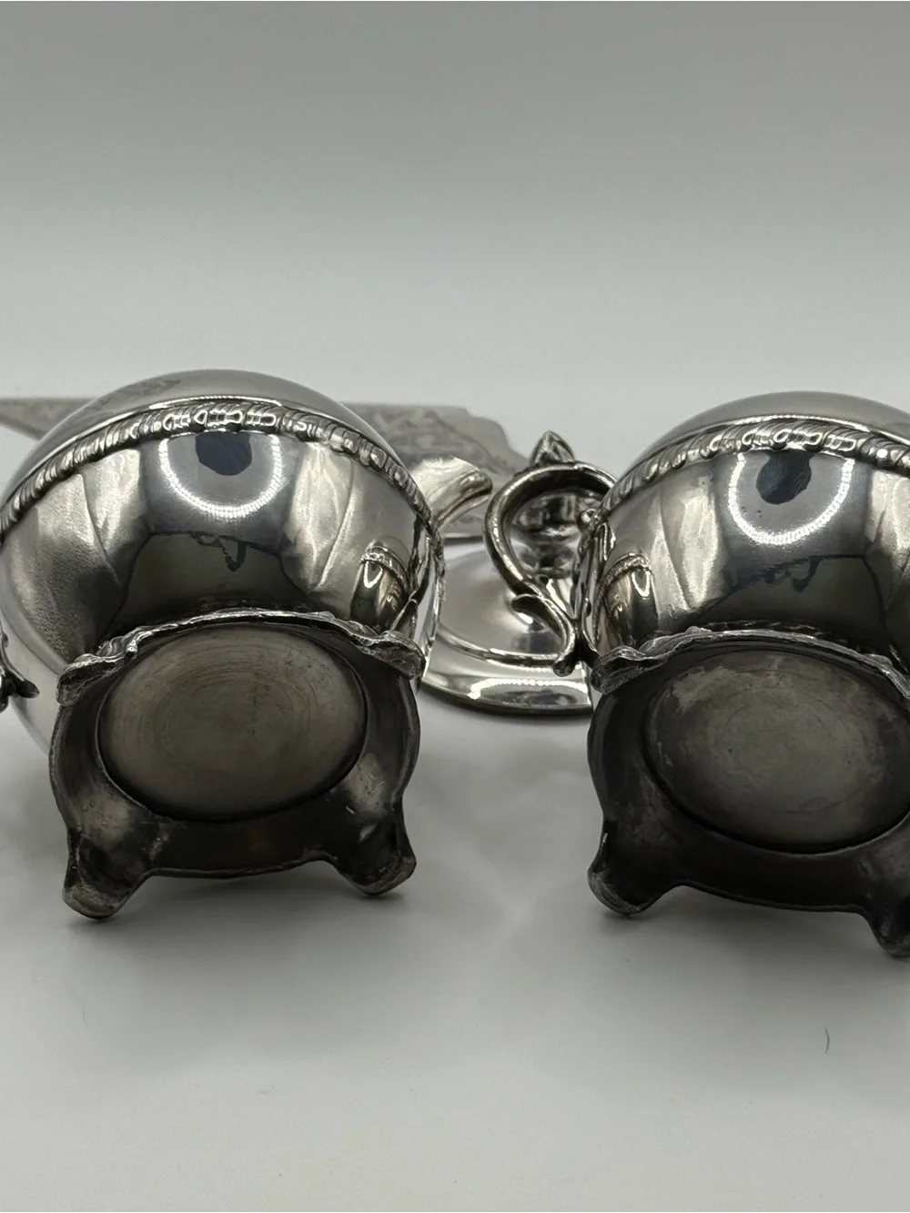 Oneida elegant silver